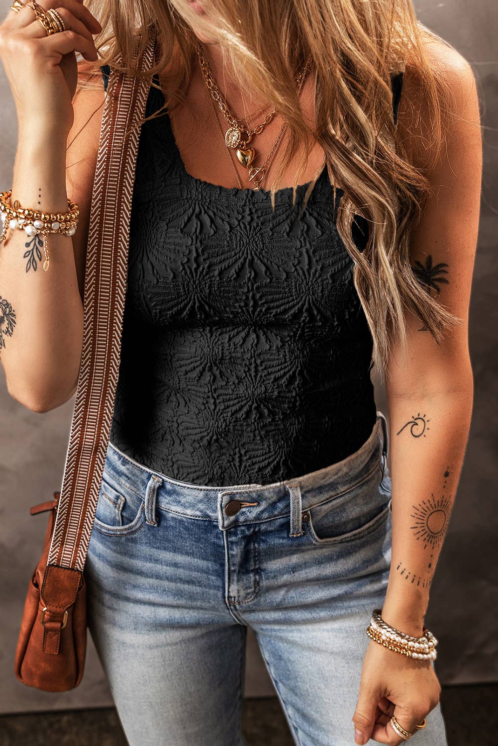 Floral Jacquard Square Neck Tank Top: Black /