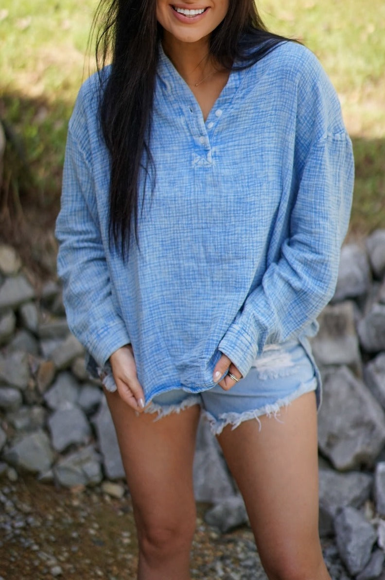 Naomi Crinkle Textured Loose Henley Top