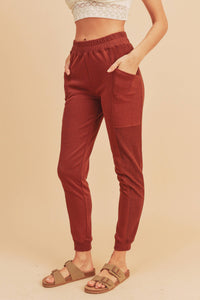 Bree Joggers : Wine