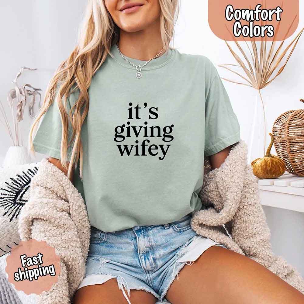It’s Giving Wifey Comfort Colors Tee – Bride to Be or Wedding Gift Shirt