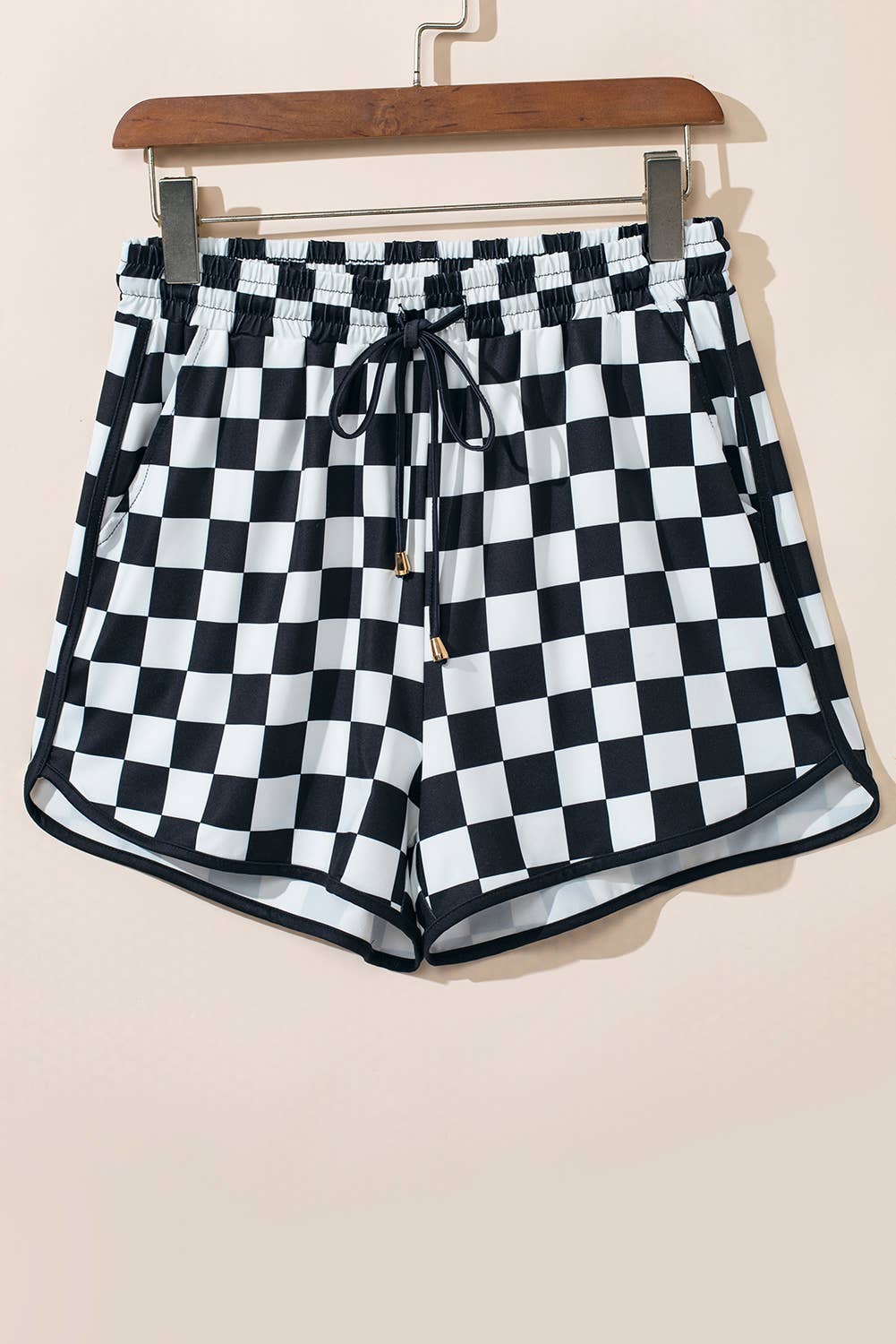 Checkered Drawstring Elastic Waist Casual Shorts: Black