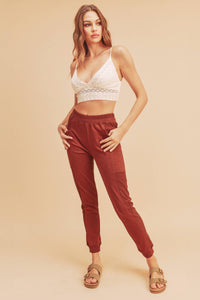 Bree Joggers : Wine