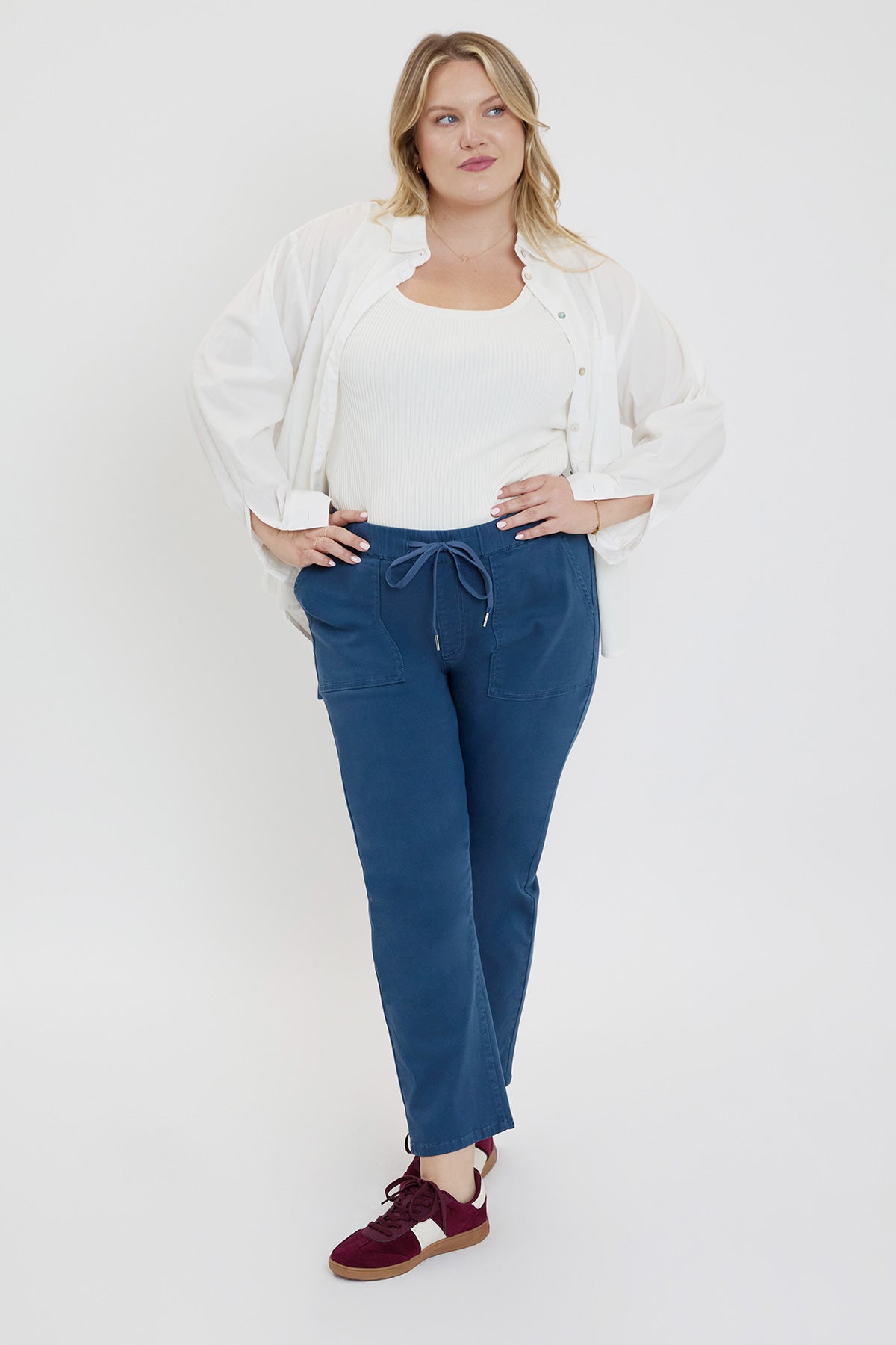 Women's Plus High Rise Pull On Straight Leg Jogger