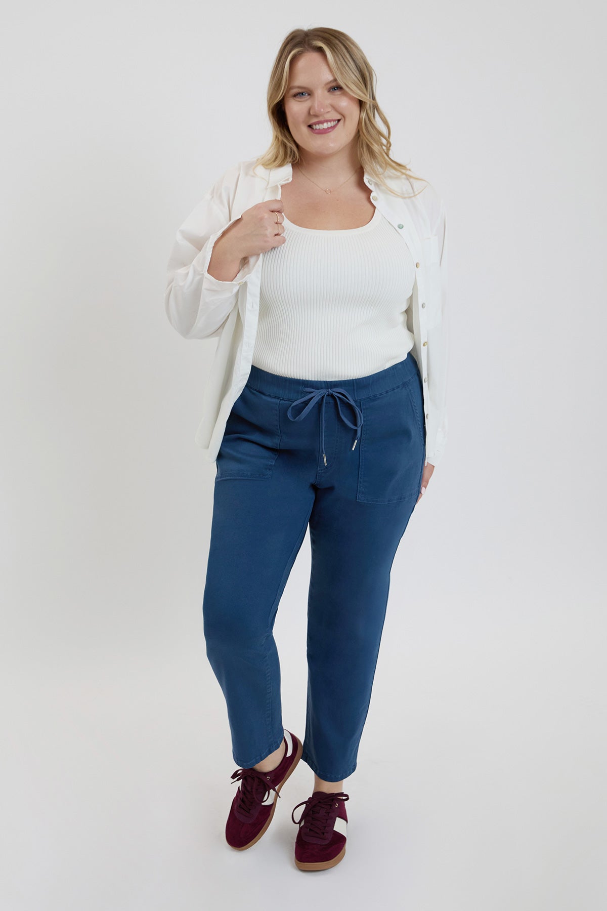 Women's Plus High Rise Pull On Straight Leg Jogger