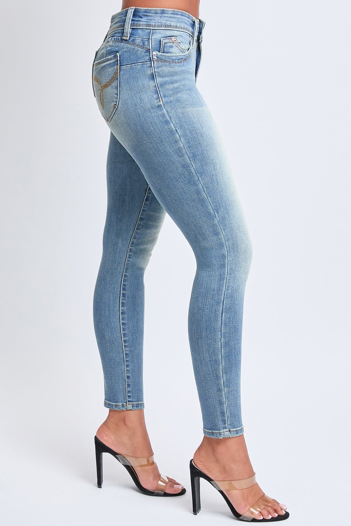 Women's WannaBettaButt Mid Rise Embroidered Skinny Jean