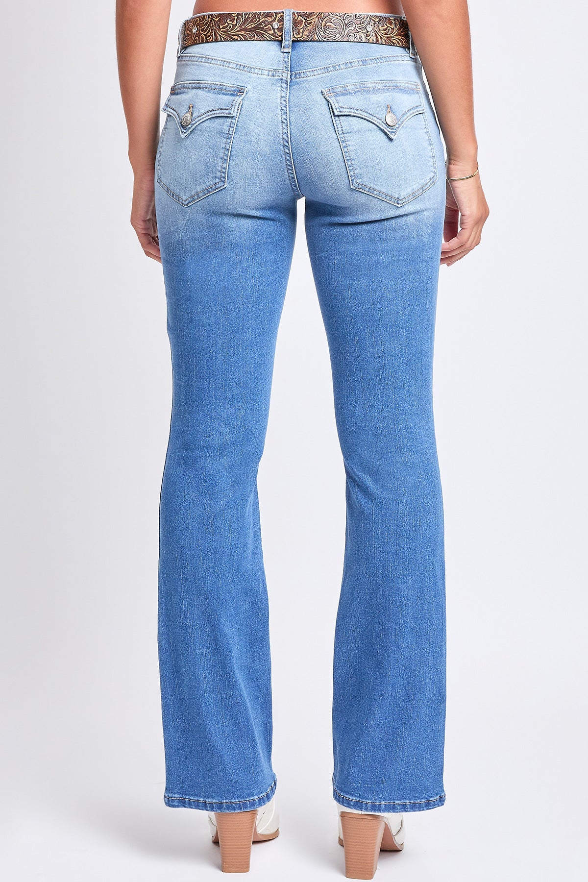 Women's Mid Rise Belted Bootcut Jeans