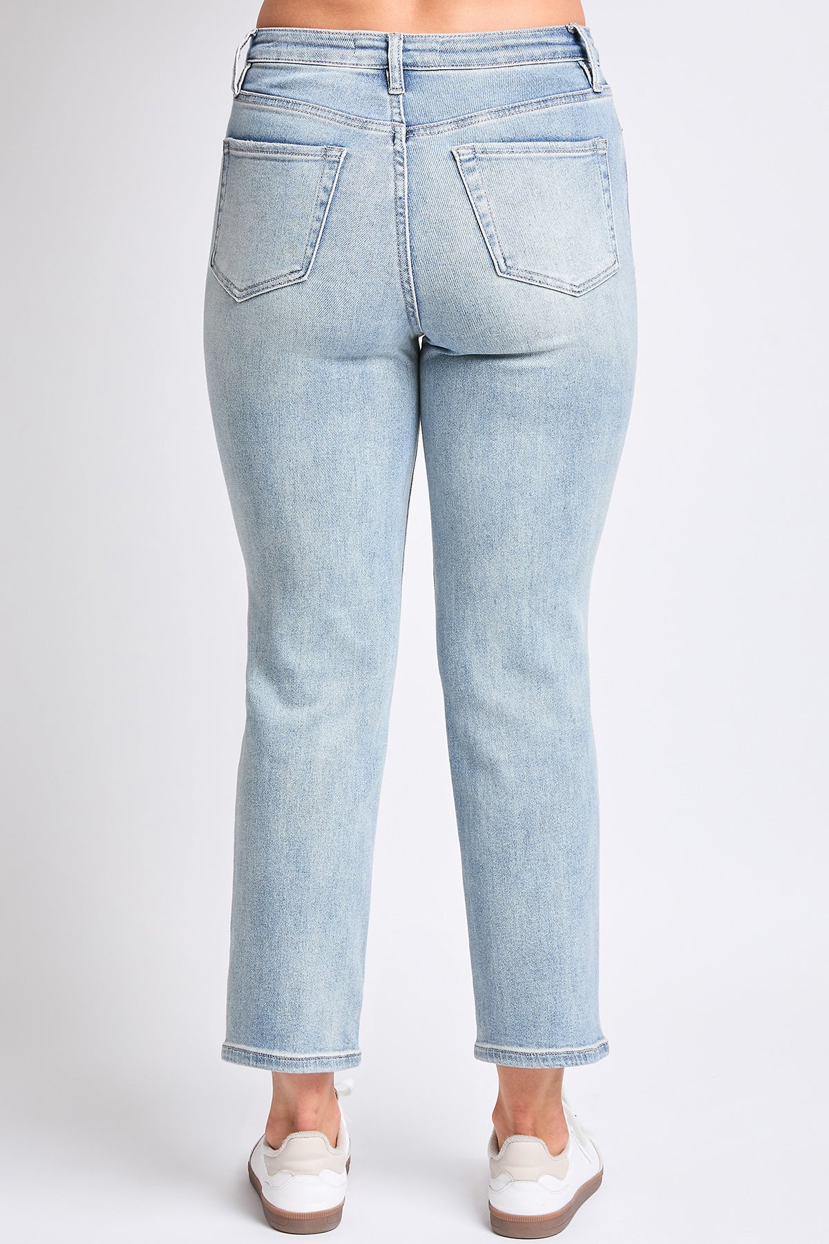 Women's Luxe High Rise Vintage Stretch Straight  Jeans
