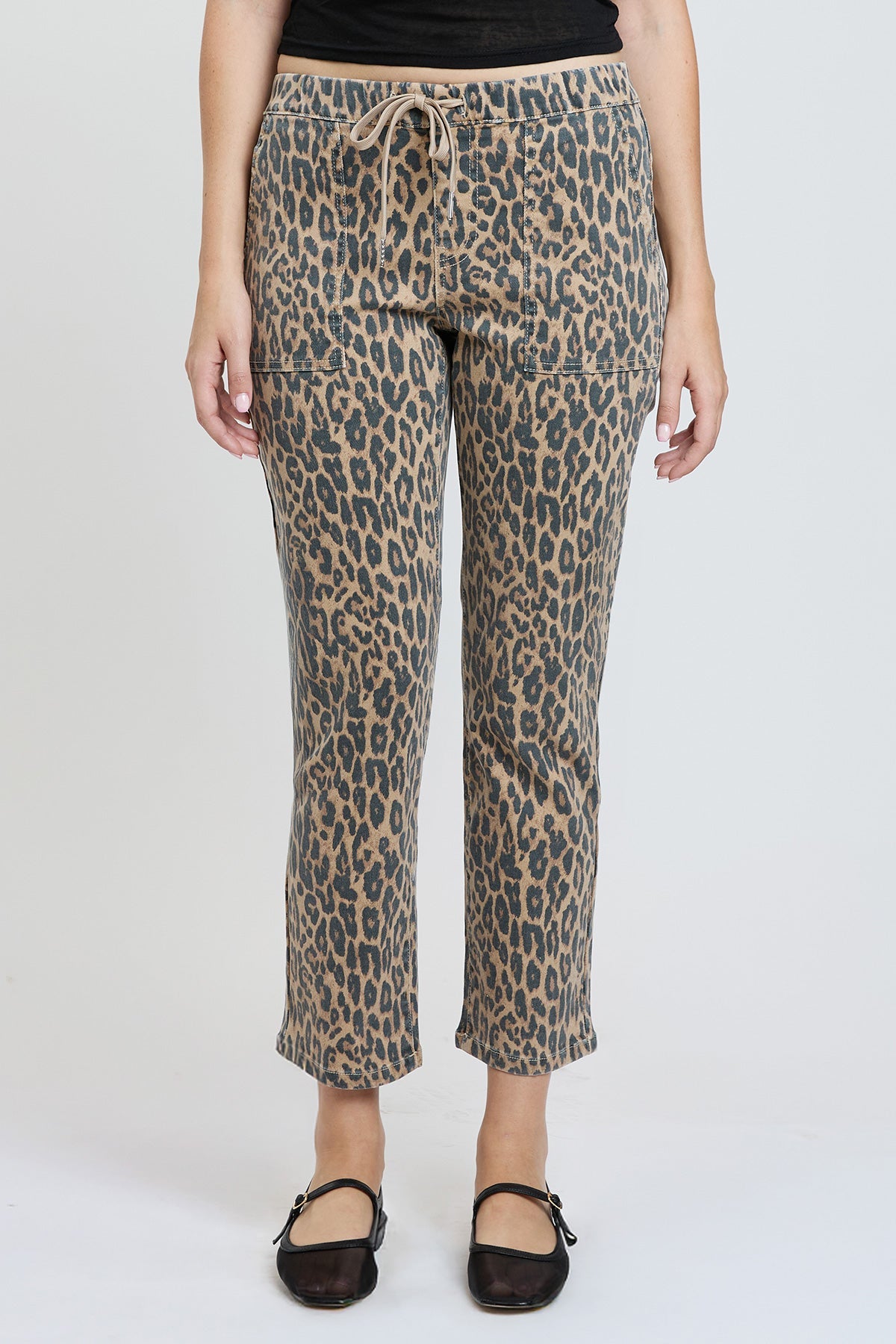 Women's High Rise Pull On Straight Jogger