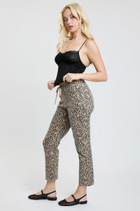 Women's High Rise Pull On Straight Leg Jogger