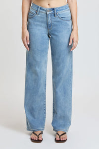 Women's Luxe High Rise WannaBettaButt Straight Leg Jeans