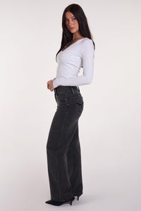 Women's Luxe High Rise WannaBettaButt Straight Leg Jeans
