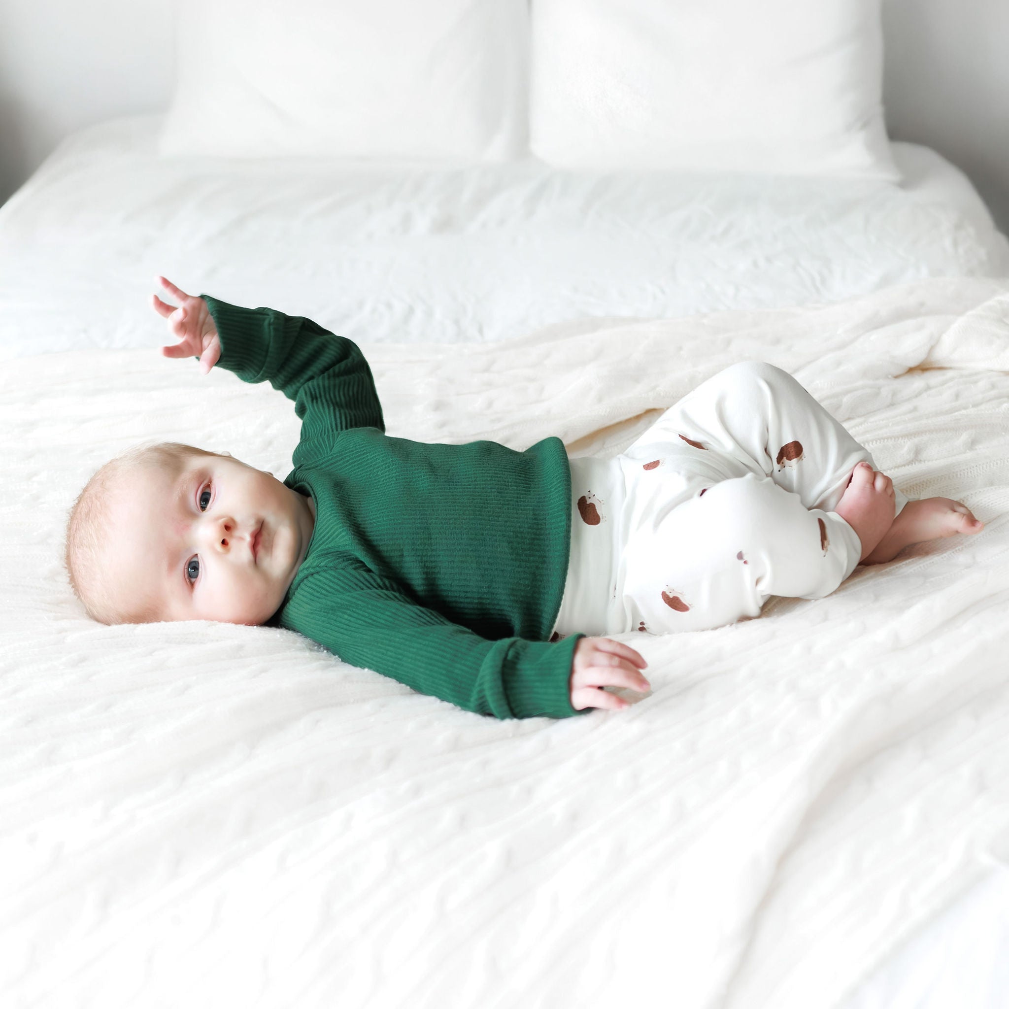 Sweet Hedgehogs on Ivory Baby & Toddler Cotton Knit Leggings