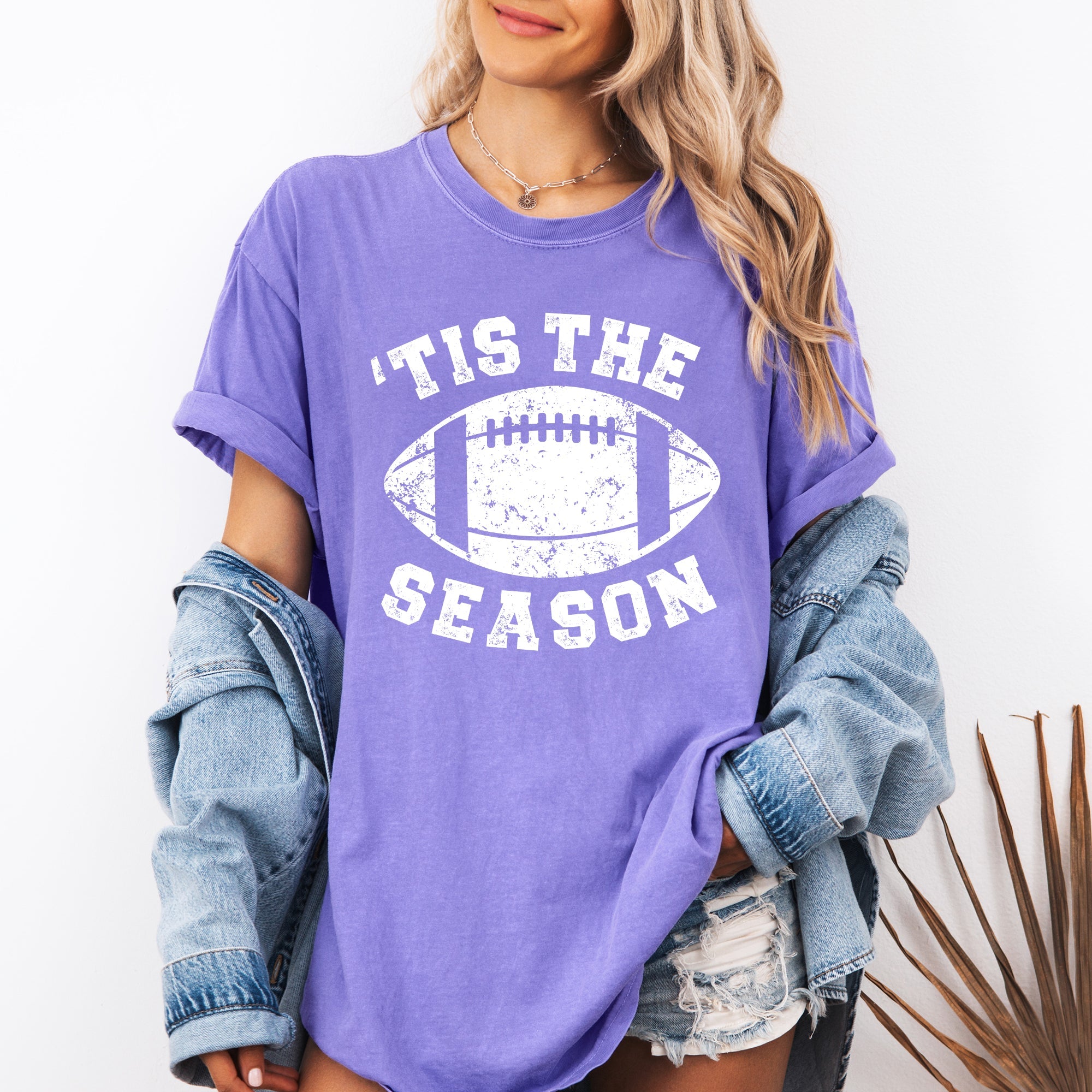 Tis The Season, Football, Sports, Game Day, Big Game, Touchdown, Tailgate Party Tshirt Comfort Colors T-Shirt