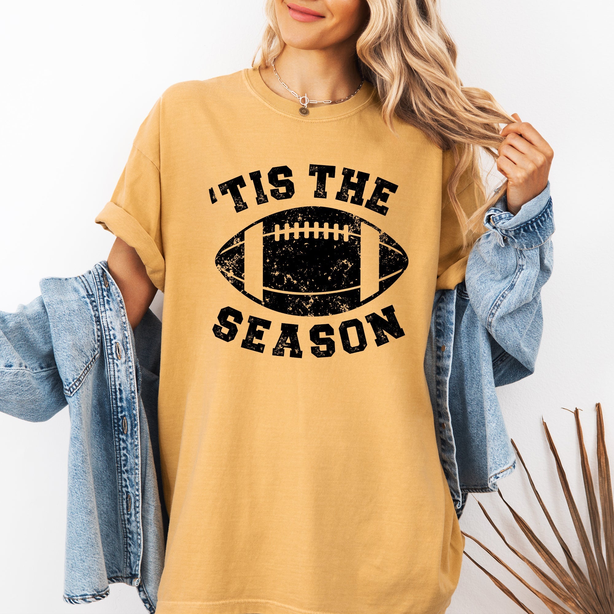 Tis The Season, Football, Sports, Game Day, Big Game, Touchdown, Tailgate Party Tshirt Comfort Colors T-Shirt