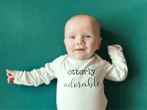 Otterly Adorable Baby Leggings Outfit