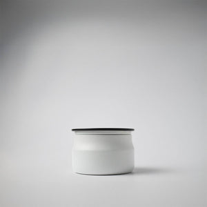 3.75 oz Traveler Tin Candle: Oatmeal, Milk, & Honey