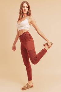 Bree Joggers : Wine