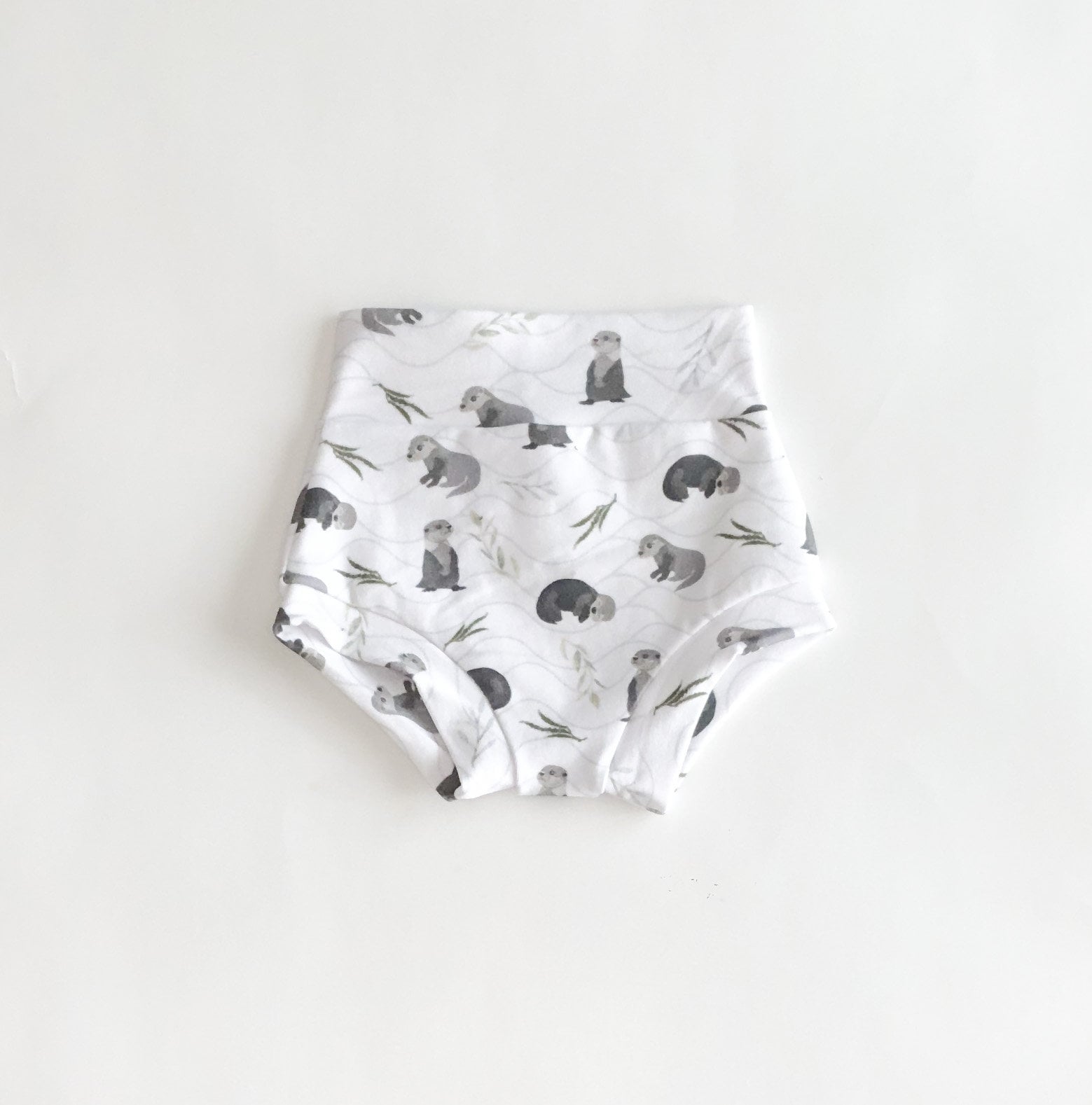 Otterly Adorable Shorts Set